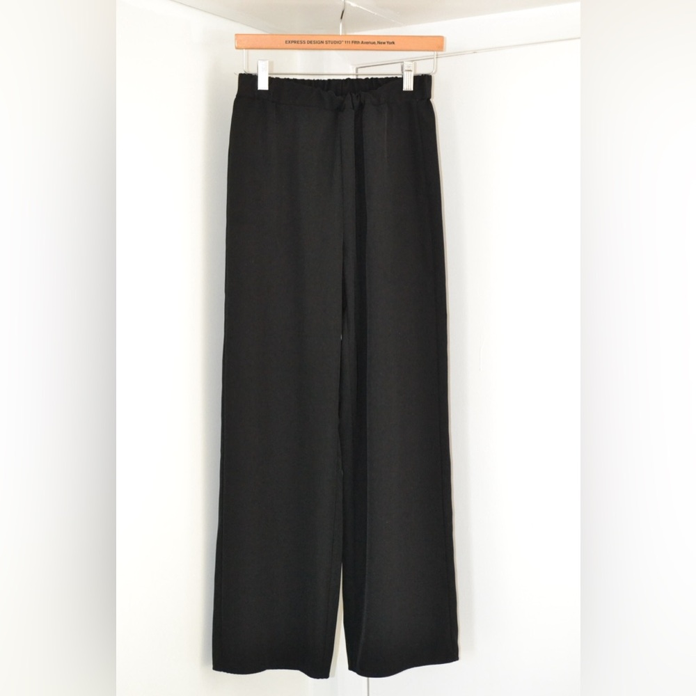 Elegant Black Wide-Leg Pants